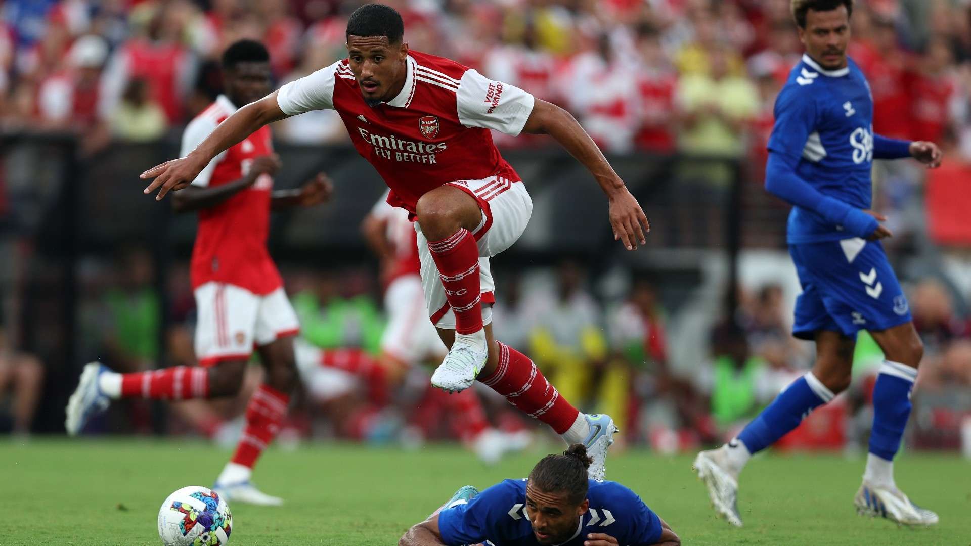 自覺地去比 自覺地去比